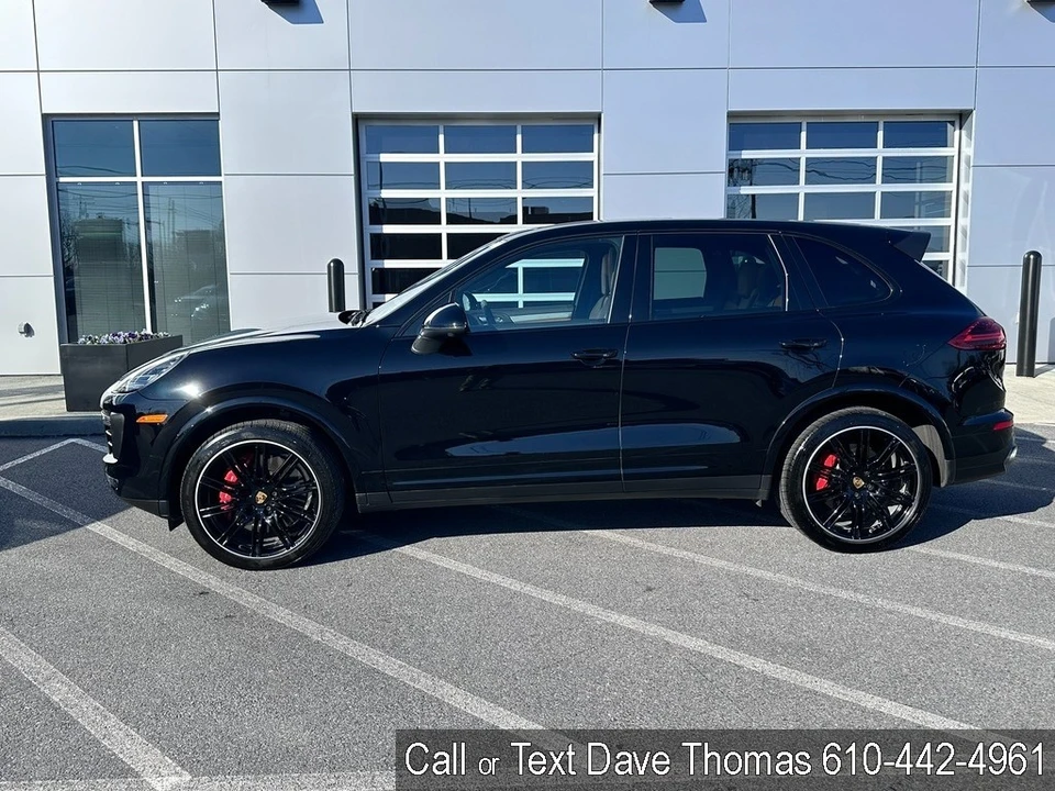 2017 Porsche 958 Cayenne Turbo - Image 10 of 21