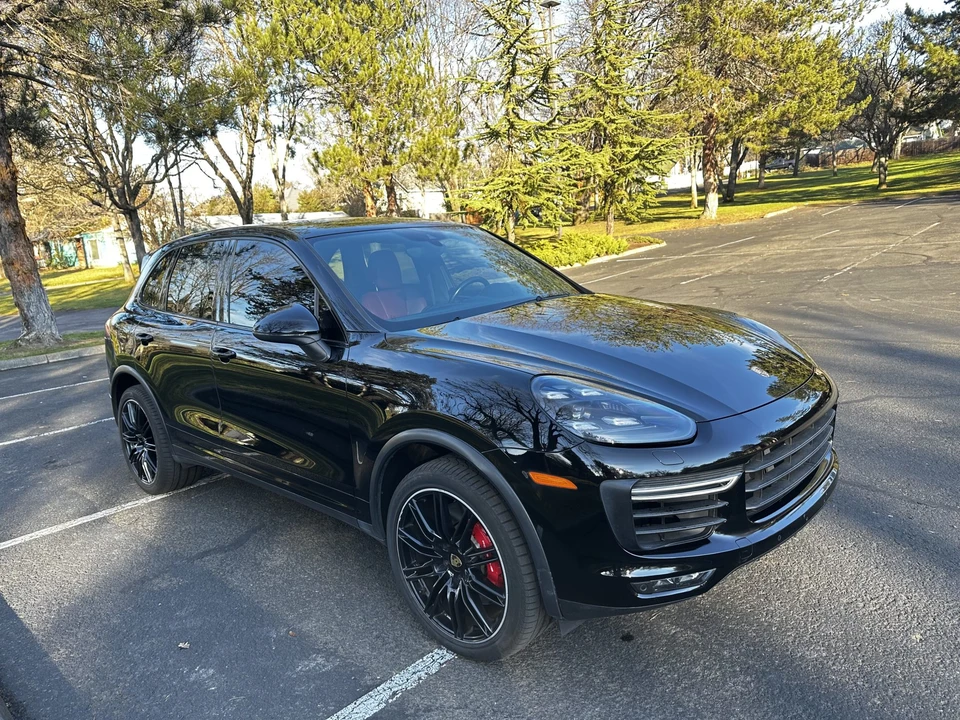 2017 Porsche 958 Cayenne Turbo - Image 27 of 31