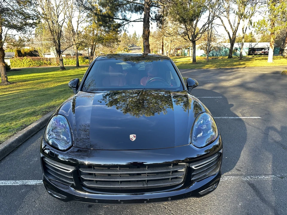 2017 Porsche 958 Cayenne Turbo - Image 2 of 31