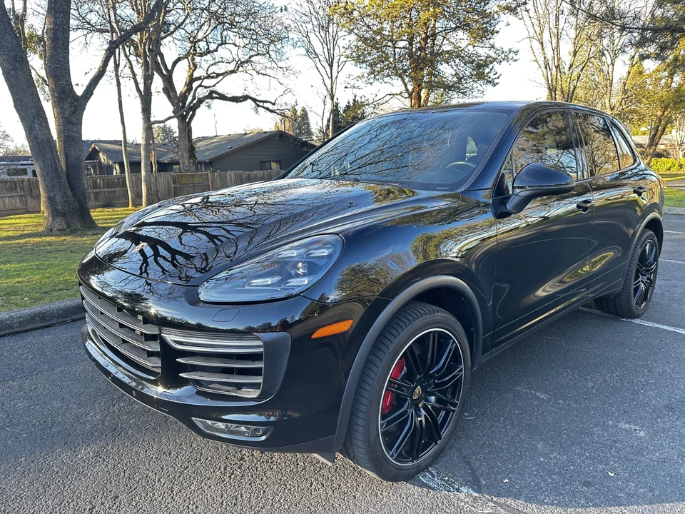 2017 Porsche 958 Cayenne Turbo - Image 6 of 31