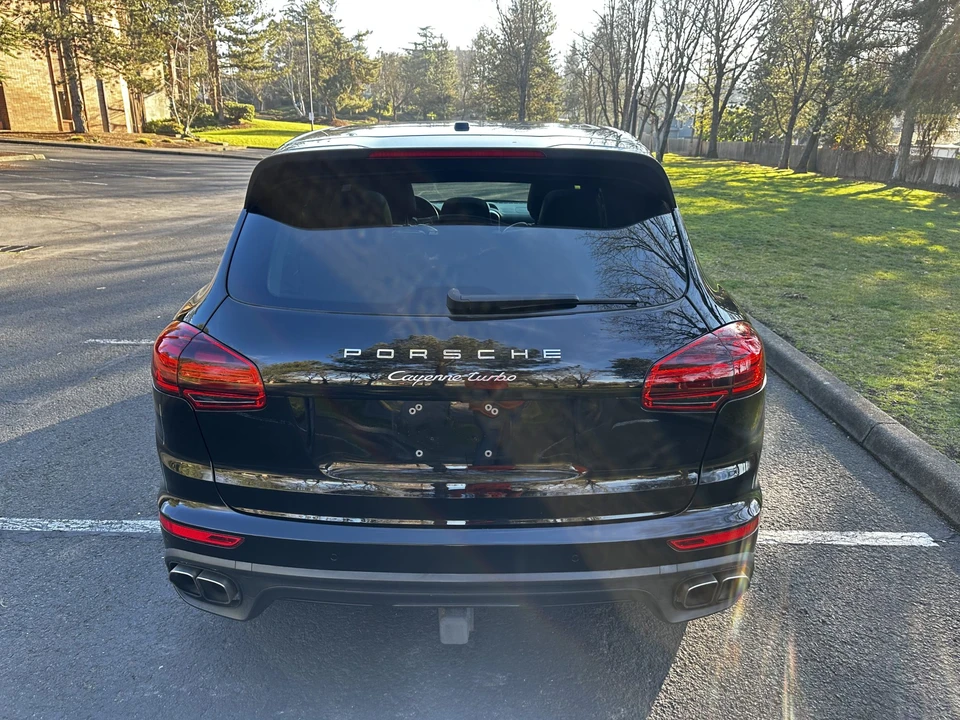 2017 Porsche 958 Cayenne Turbo - Image 17 of 31