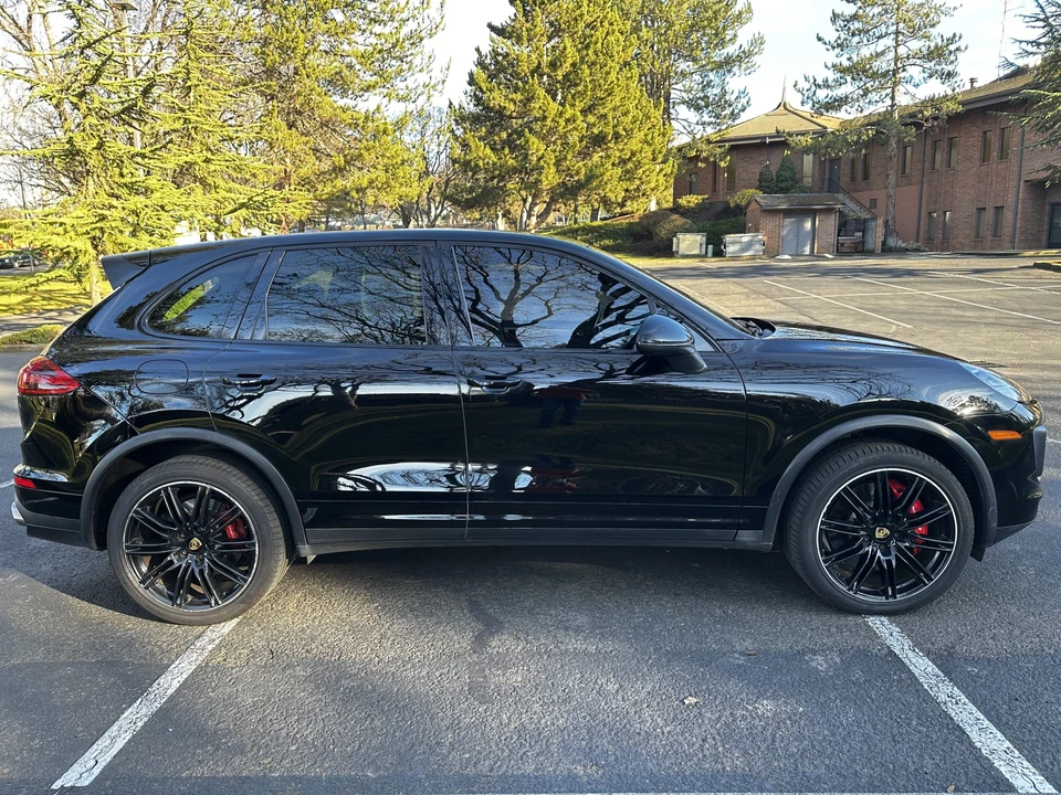 2017 Porsche 958 Cayenne Turbo - Image 24 of 31