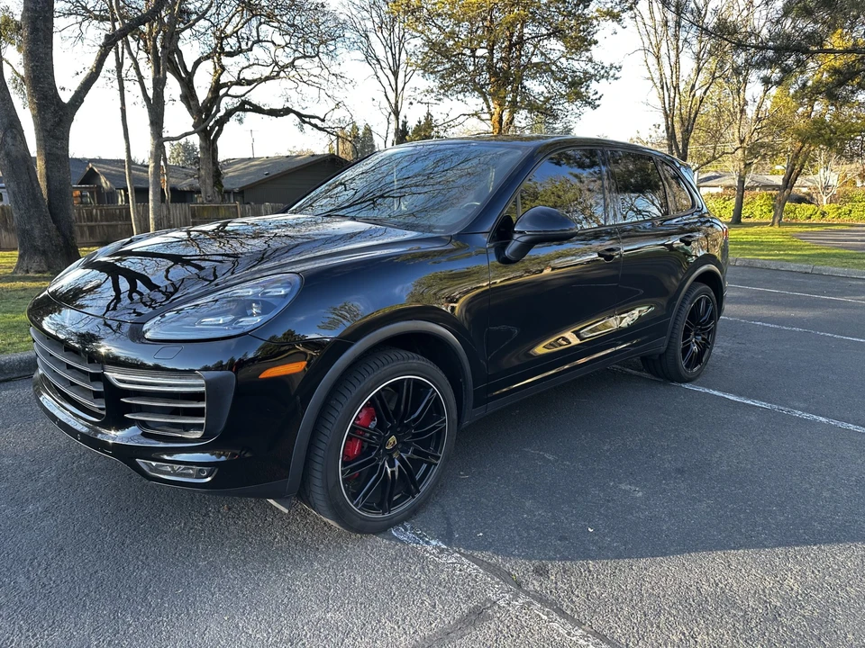 2017 Porsche 958 Cayenne Turbo - Image 12 of 31