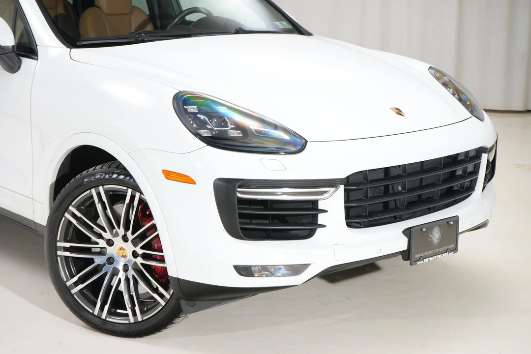 2017 Porsche 958 Cayenne Turbo - Image 30 of 31