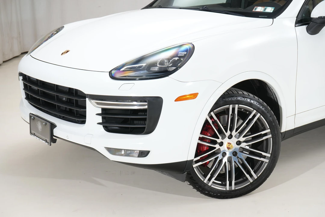 2017 Porsche 958 Cayenne Turbo - Image 16 of 31