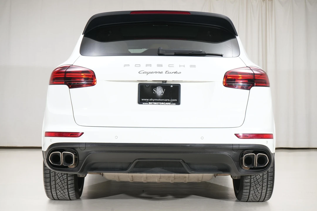 2017 Porsche 958 Cayenne Turbo - Image 5 of 31