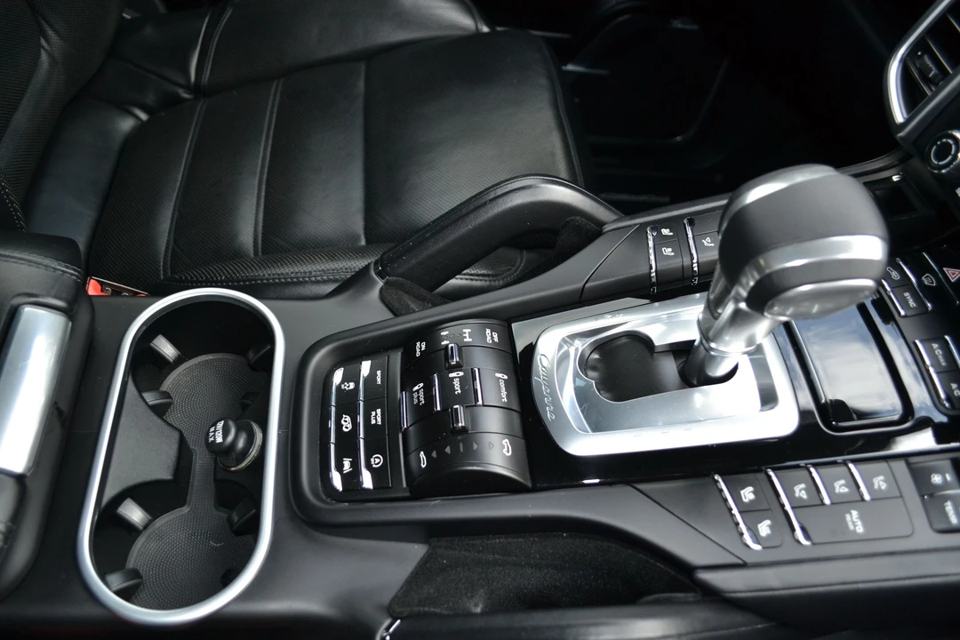 2017 Porsche 958 Cayenne Turbo - Image 14 of 21