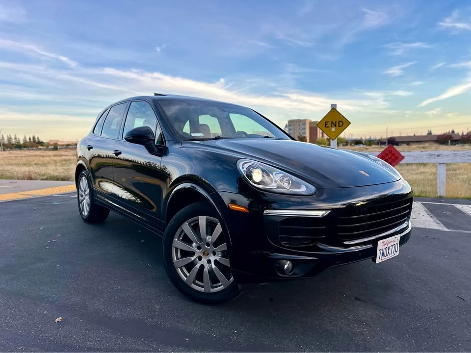 2017 Porsche 958 Cayenne - Image 2 of 19