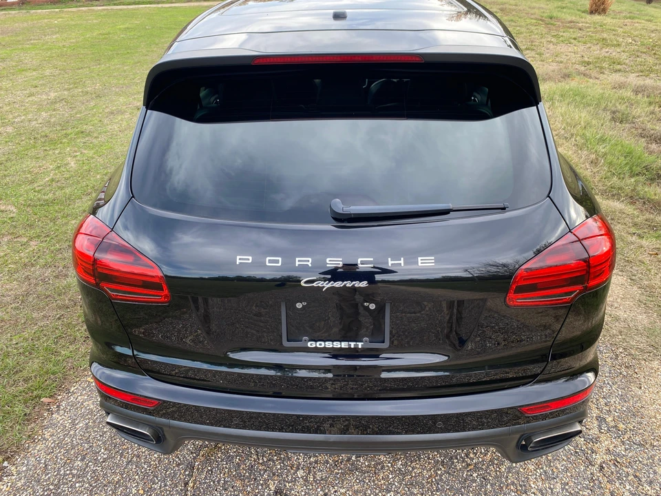 2017 Porsche 958 Cayenne - Image 12 of 31