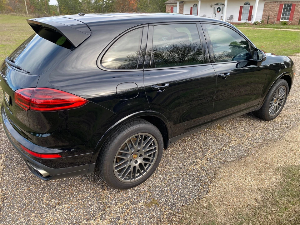 2017 Porsche 958 Cayenne - Image 14 of 31