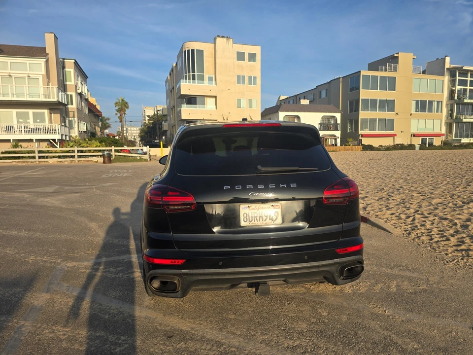 2017 Porsche 958 Cayenne - Image 8 of 21