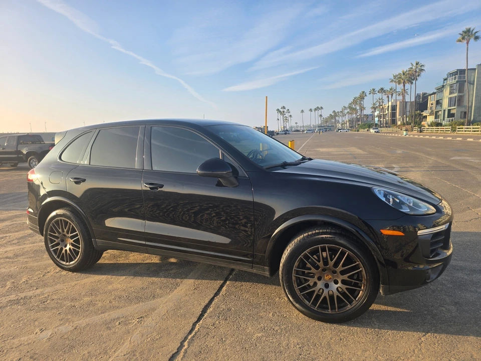2017 Porsche 958 Cayenne - Image 4 of 21