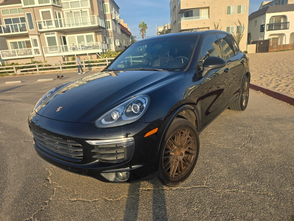 2017 Porsche 958 Cayenne - Image 18 of 21