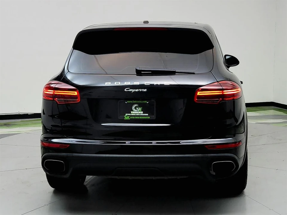 2017 Porsche 958 Cayenne - Image 6 of 12