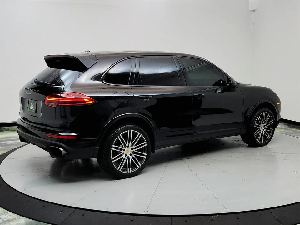 2017 Porsche 958 Cayenne - Image 5 of 12