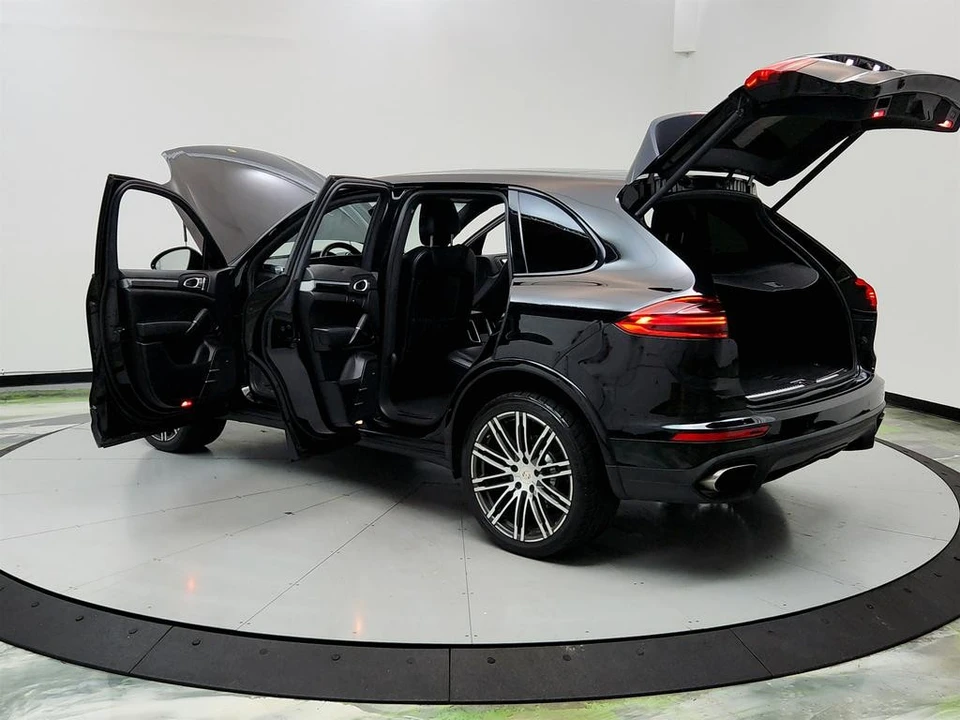 2017 Porsche 958 Cayenne - Image 12 of 12