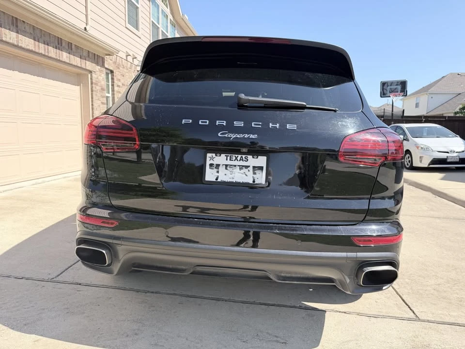 2017 Porsche 958 Cayenne - Image 4 of 15