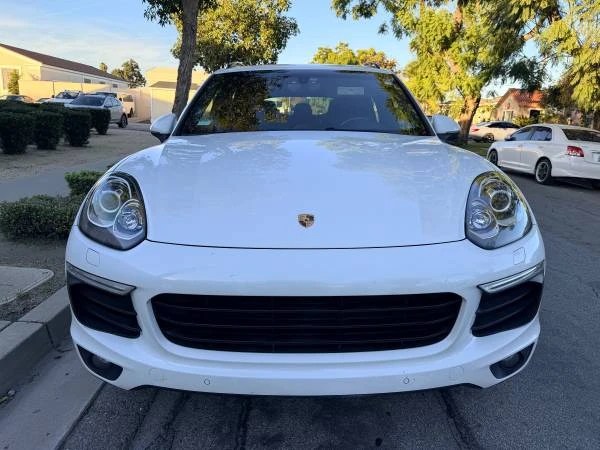 2017 Porsche 958 Cayenne S - Image 2 of 18