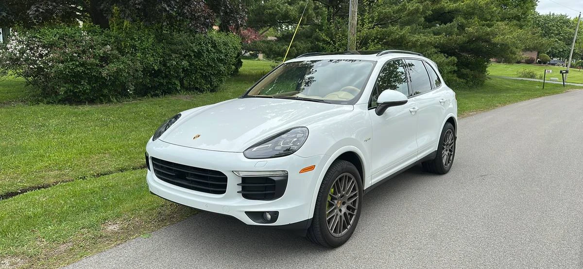 2017 Porsche 958 Cayenne - Image 3 of 14