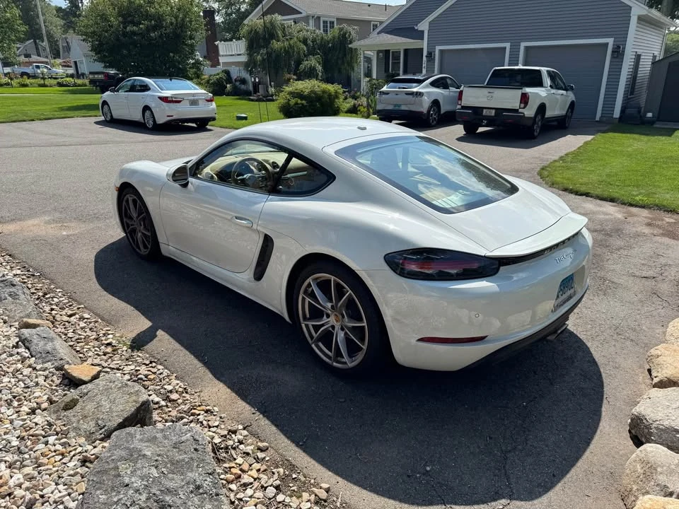 2017 Porsche 718 Cayman - Image 3 of 5