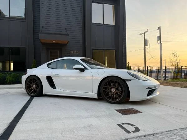 2017 Porsche 718 Cayman - Image 6 of 19