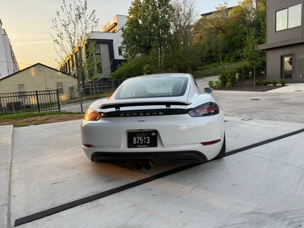 2017 Porsche 718 Cayman - Image 7 of 19