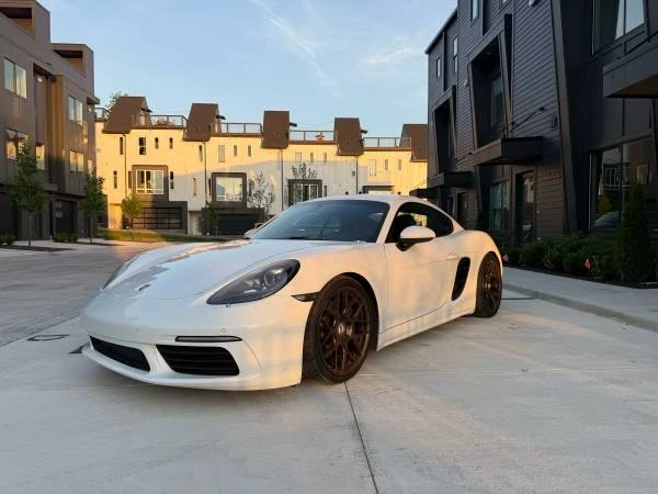 2017 Porsche 718 Cayman - Image 3 of 19