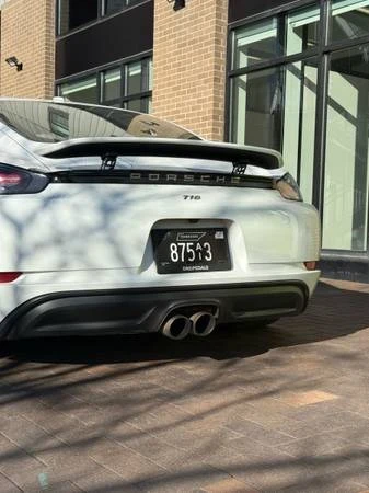 2017 Porsche 718 Cayman - Image 16 of 19