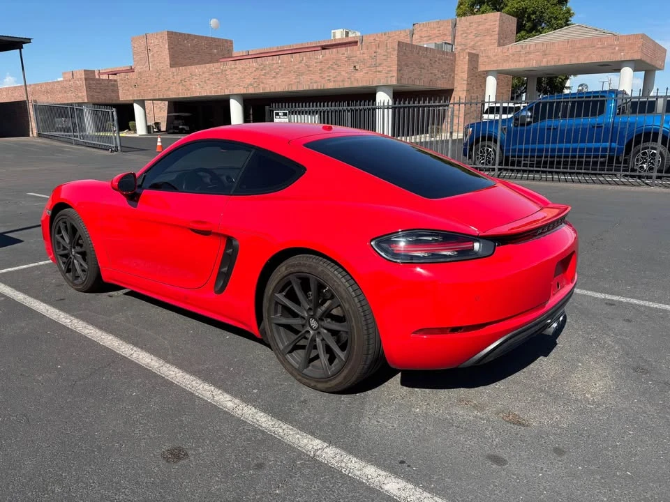2017 Porsche 718 Cayman - Image 2 of 3