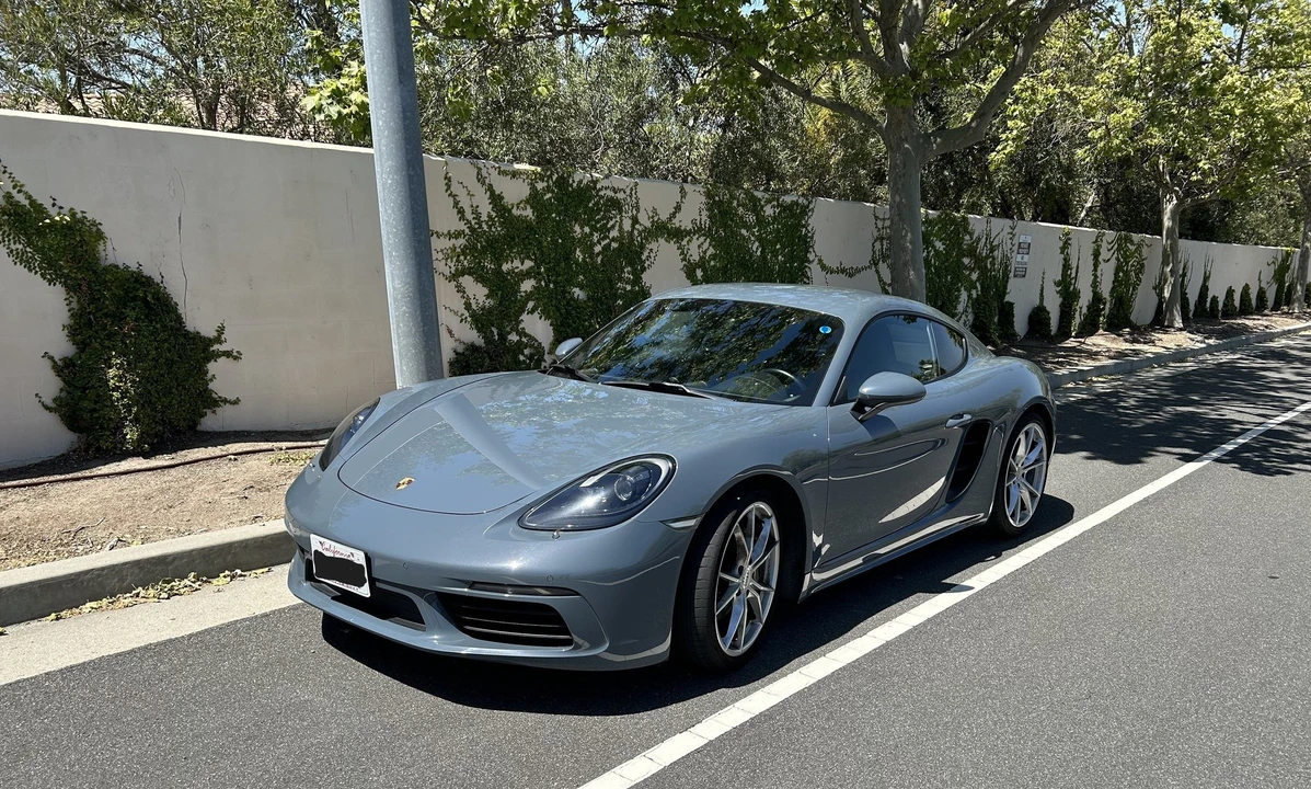 2017 Porsche 718 Cayman - Image 3 of 12