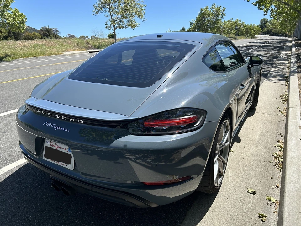 2017 Porsche 718 Cayman - Image 5 of 12