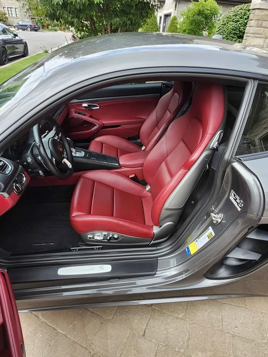 2017 Porsche 718 Cayman - Image 10 of 11