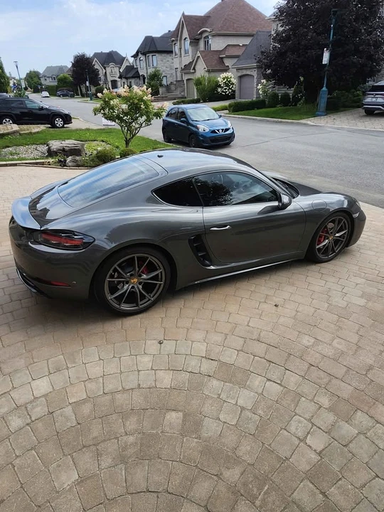 2017 Porsche 718 Cayman - Image 4 of 11