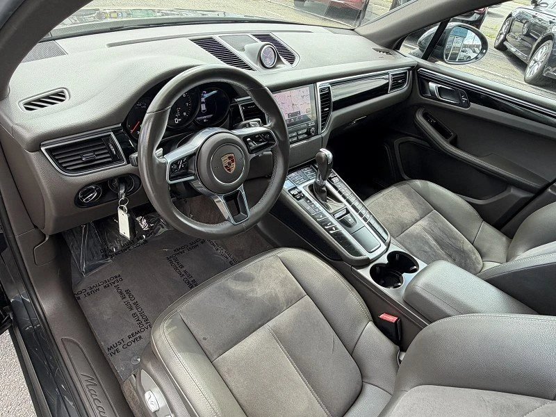 2017 Porsche Macan - Image 6 of 20