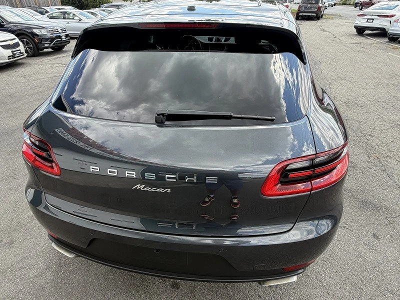 2017 Porsche Macan - Image 10 of 20