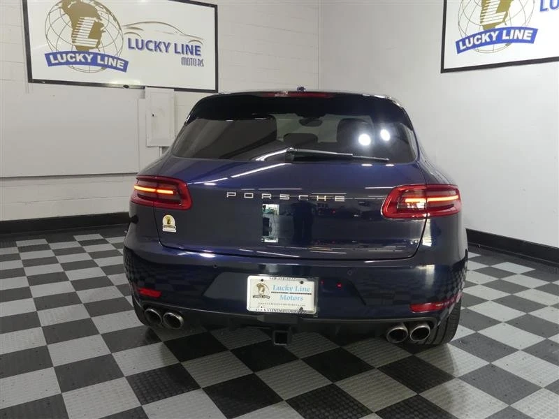 2017 Porsche Macan - Image 8 of 20