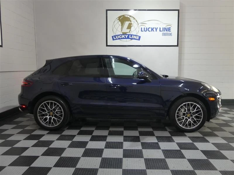 2017 Porsche Macan - Image 6 of 20