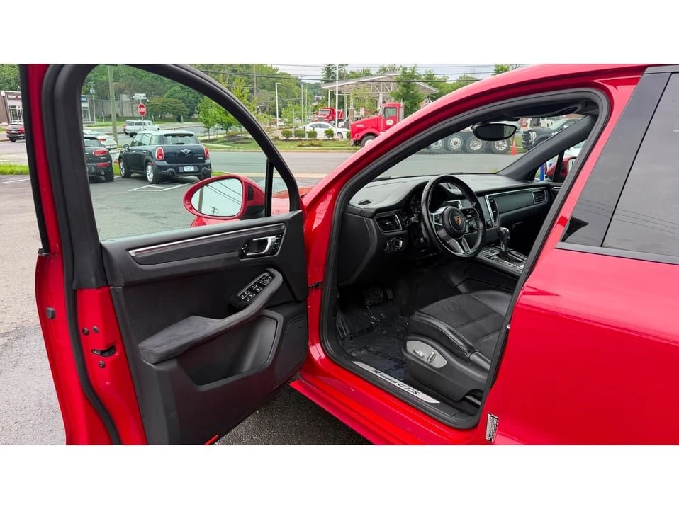 2017 Porsche Macan - Image 20 of 20