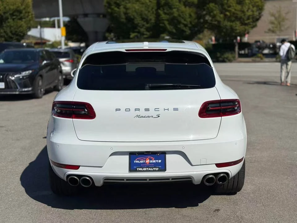 2017 Porsche Macan S - Image 4 of 16