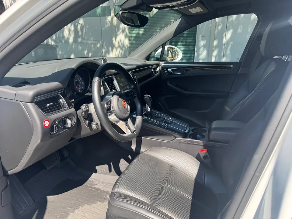 2017 Porsche Macan S - Image 10 of 20
