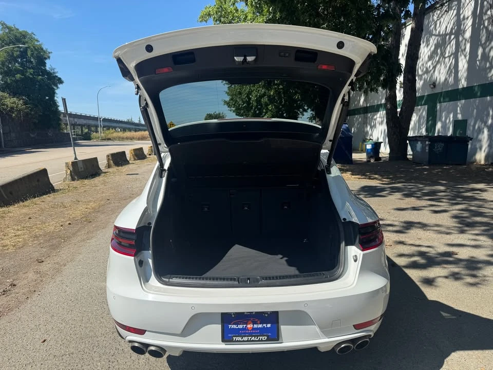 2017 Porsche Macan S - Image 9 of 20