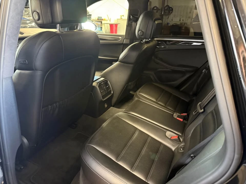 2017 Porsche Macan Turbo - Image 3 of 12