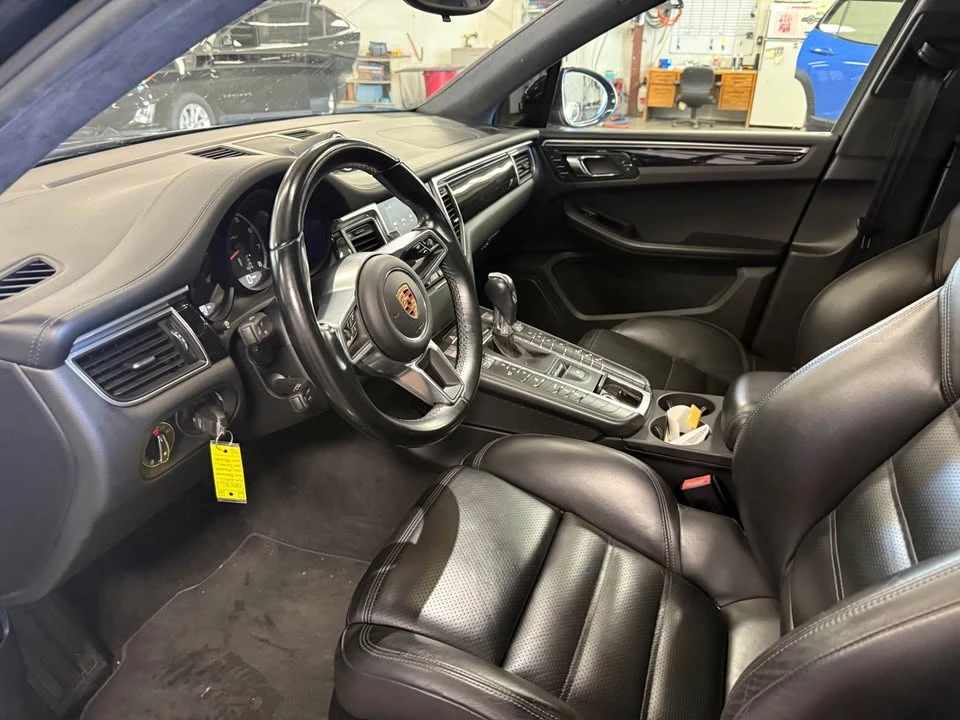 2017 Porsche Macan Turbo - Image 5 of 12