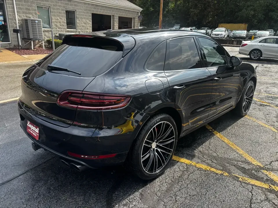 2017 Porsche Macan - Image 7 of 16