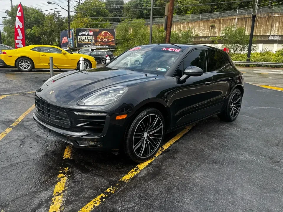 2017 Porsche Macan - Image 2 of 16