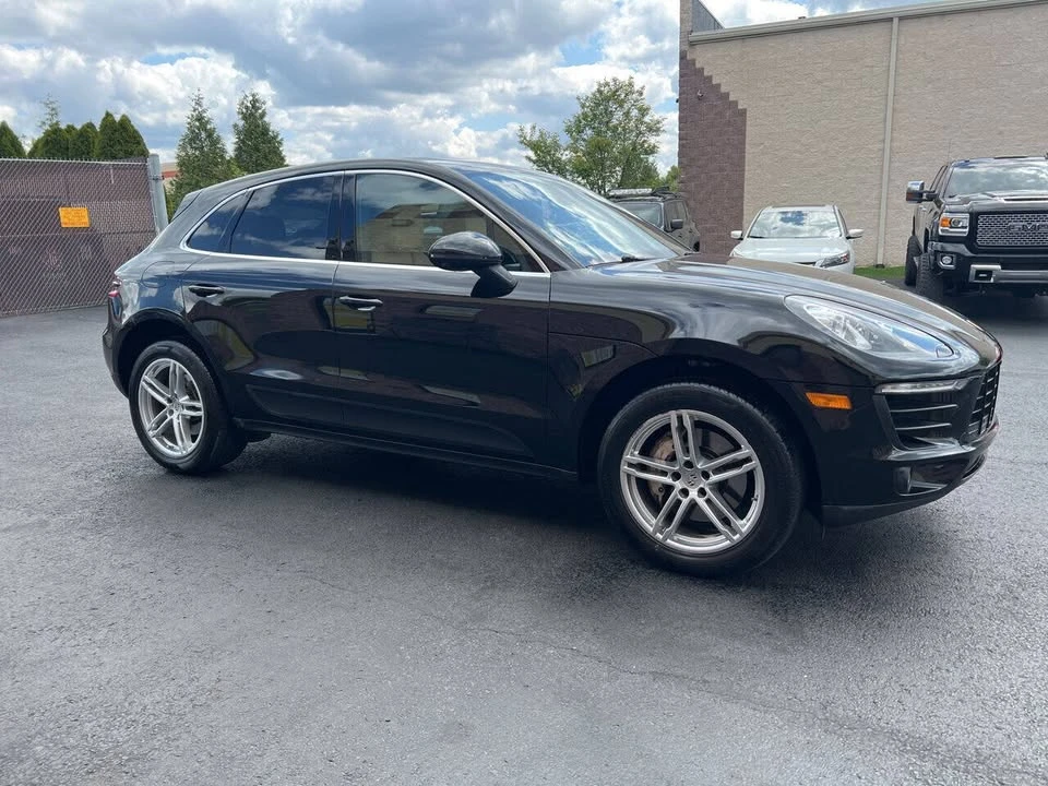 2017 Porsche Macan - Image 7 of 20