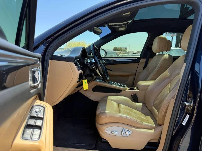 2017 Porsche Macan - Image 7 of 14