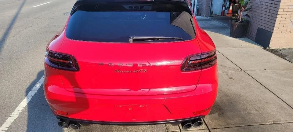 2017 Porsche Macan - Image 4 of 5