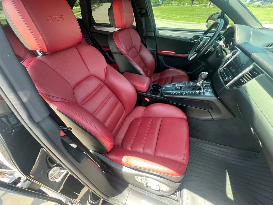 2017 Porsche Macan - Image 9 of 17