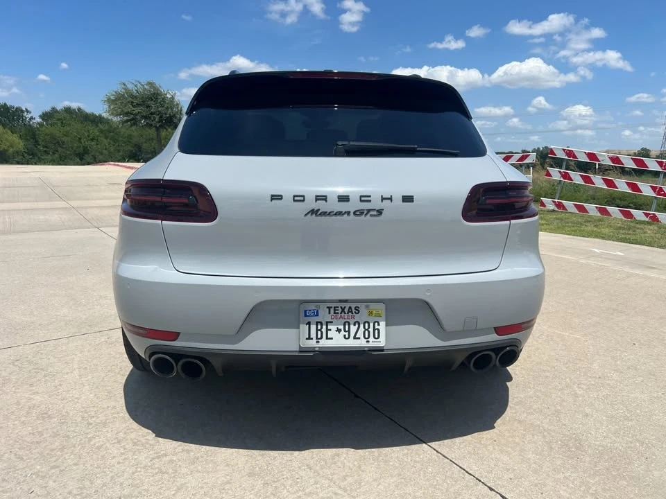 2017 Porsche Macan - Image 8 of 17